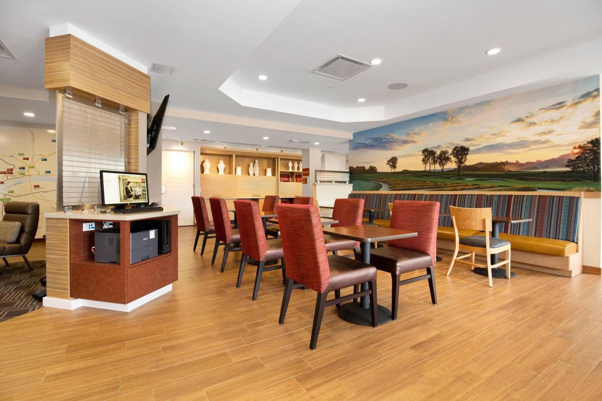 Towneplace Suites By Marriott Pittsburgh Harmarville Exterior foto